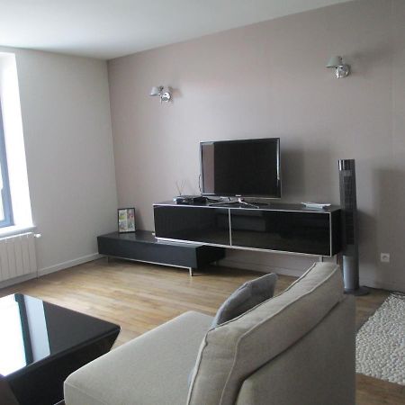 Chambre D'Hotes B&B Moncel-sur-Seille Exteriör bild