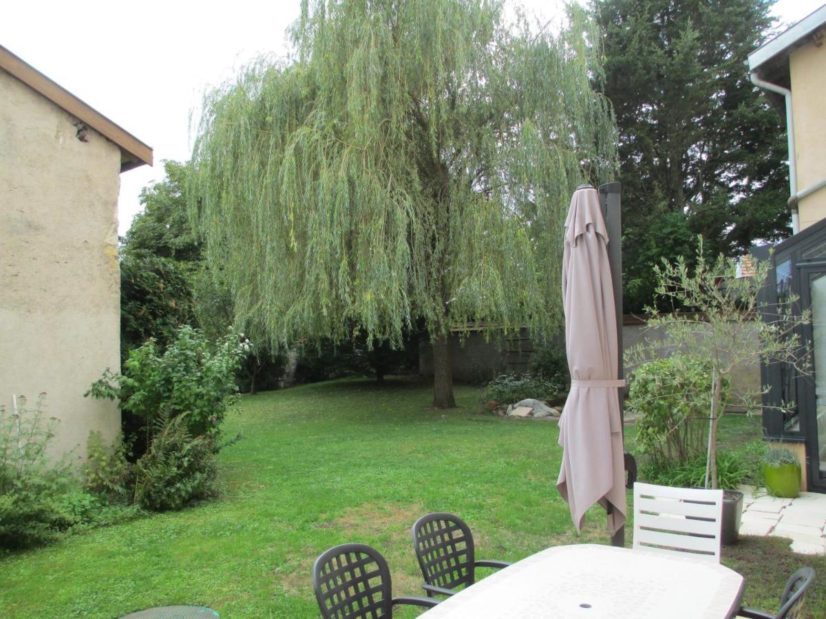 Chambre D'Hotes B&B Moncel-sur-Seille Exteriör bild